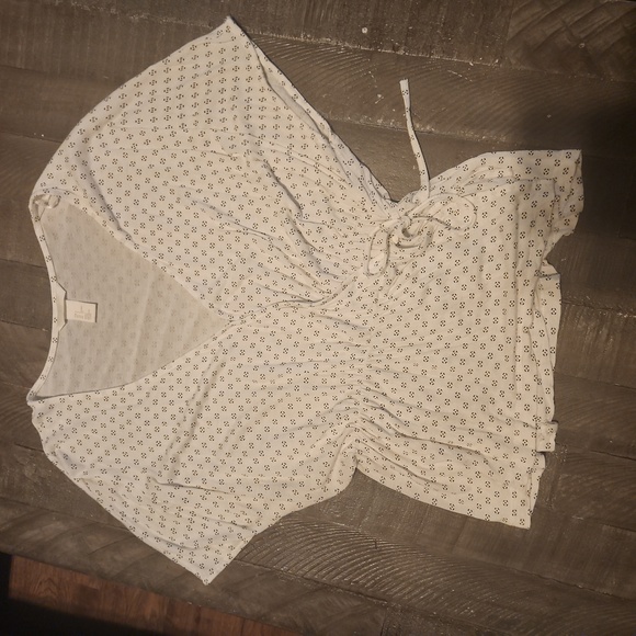 3 Blouses - Picture 2 of 7